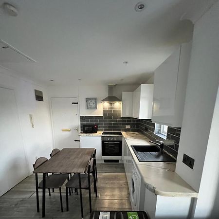 Lovely Apartment For 2 Or 4 People - Bermondsey Лондон Екстериор снимка