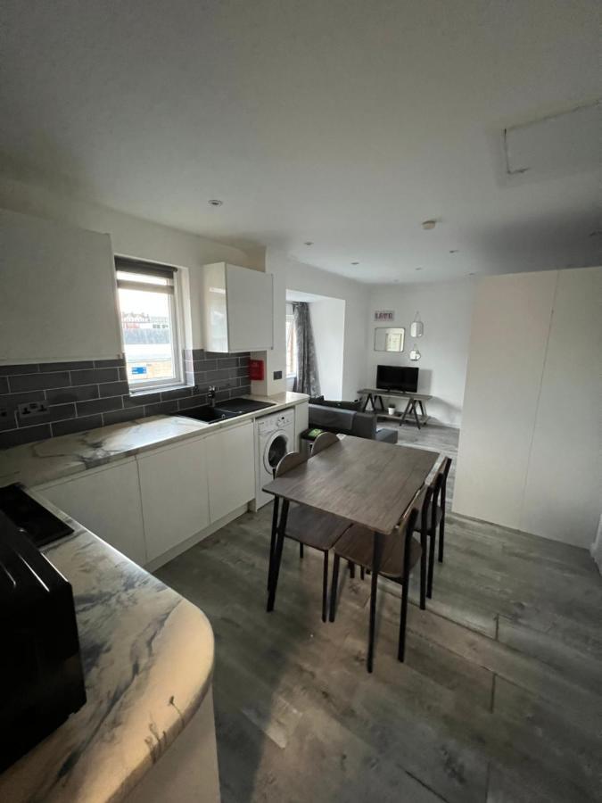 Lovely Apartment For 2 Or 4 People - Bermondsey Лондон Екстериор снимка